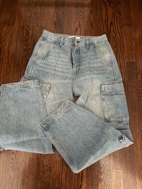 Aritzia Light Blue High-Rise Cargo Jeans